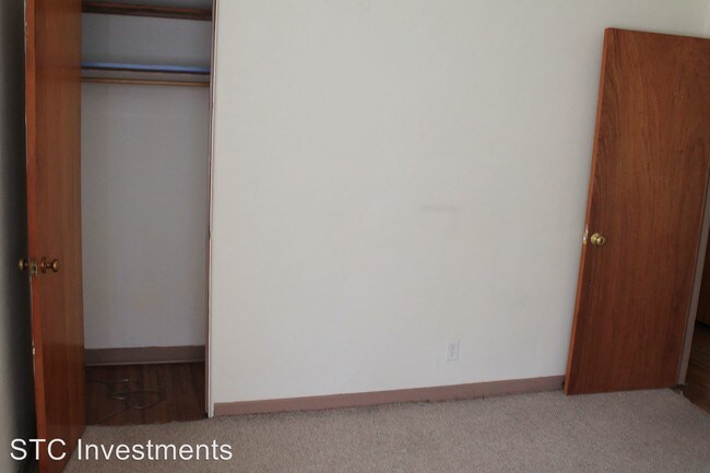 Building Photo - 2 br, 1 bath House - 436 W. Chandler