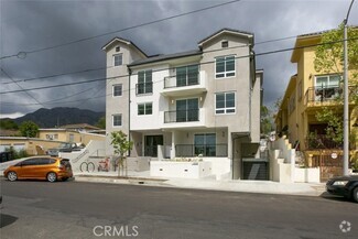 Building Photo - 10218 Fernglen Ave