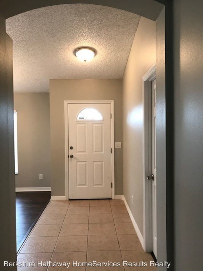 Building Photo - 4 br, 2 bath House - 3196 Tilden Rd SE