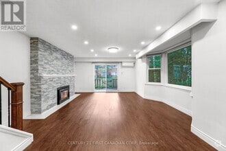 Building Photo - 19 Arbour Glen Crescent