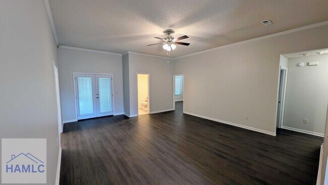 Foto del edificio - 110 Westchester Ln