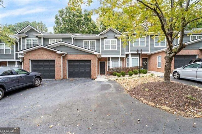 Foto del edificio - 2680 Pine Tree Rd NE
