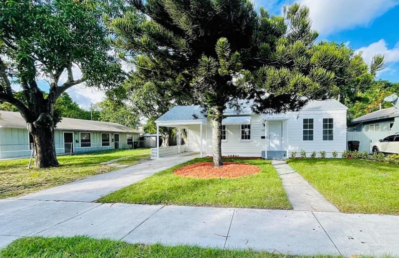 Photo - 635 37th St (West Palm Beach, FL)