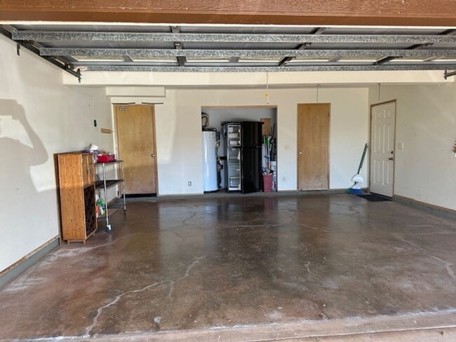 Building Photo - 2705 Palalani Pl