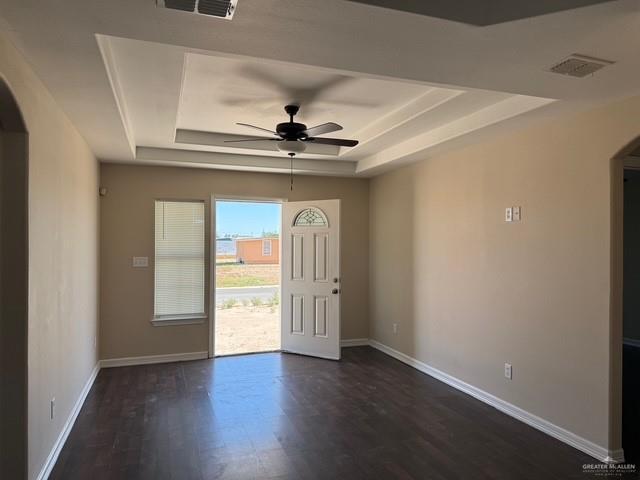 Building Photo - 14 University Ave