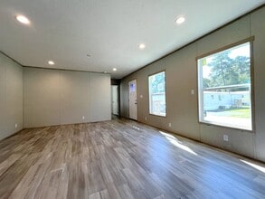 Building Photo - 3110 Victory Dr Building Photo - 3110 Victory Dr