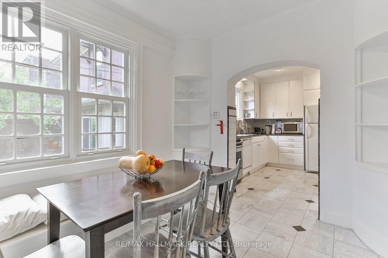 Photo principale - 321 Palmerston Blvd