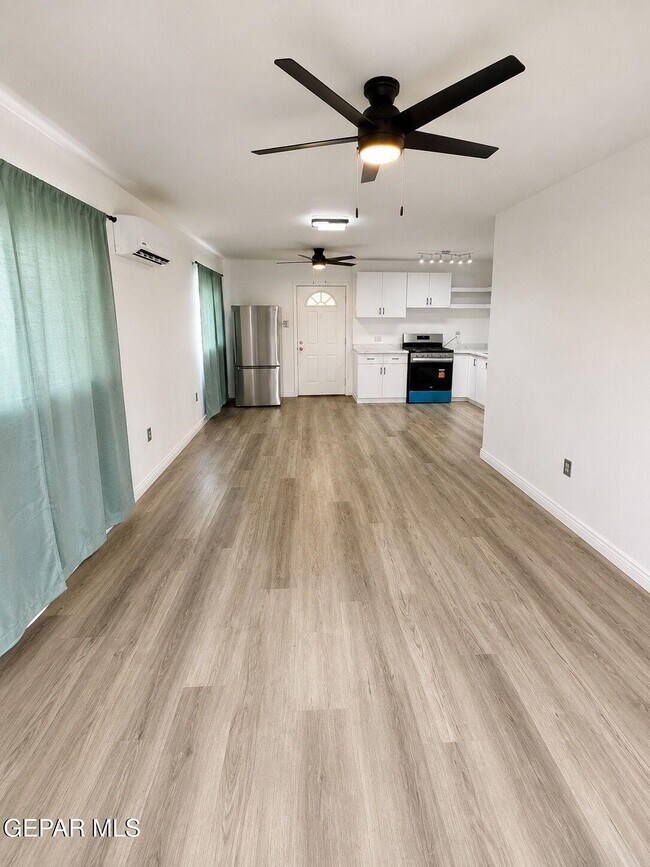 Foto del edificio - 4809 Sierra Madre Dr