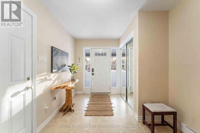 Building Photo - 319 Sweet Grass Circle