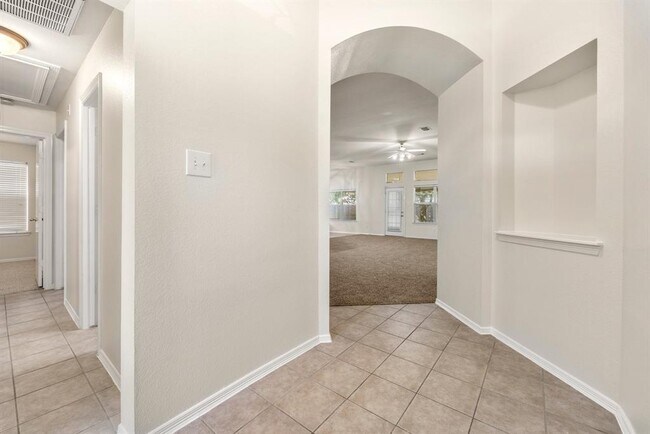 Building Photo - 7815 Mary Katheryn's Crossing