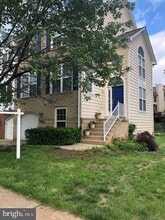 Building Photo - 46740 Graham Cove Square