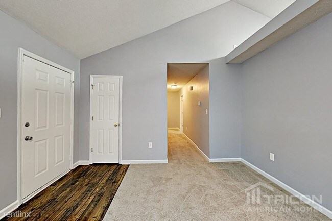 Building Photo - 1081 Braxton Dr