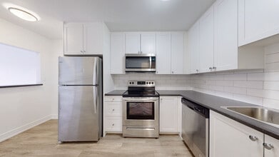 Building Photo - 540 PROUDFOOT LANE