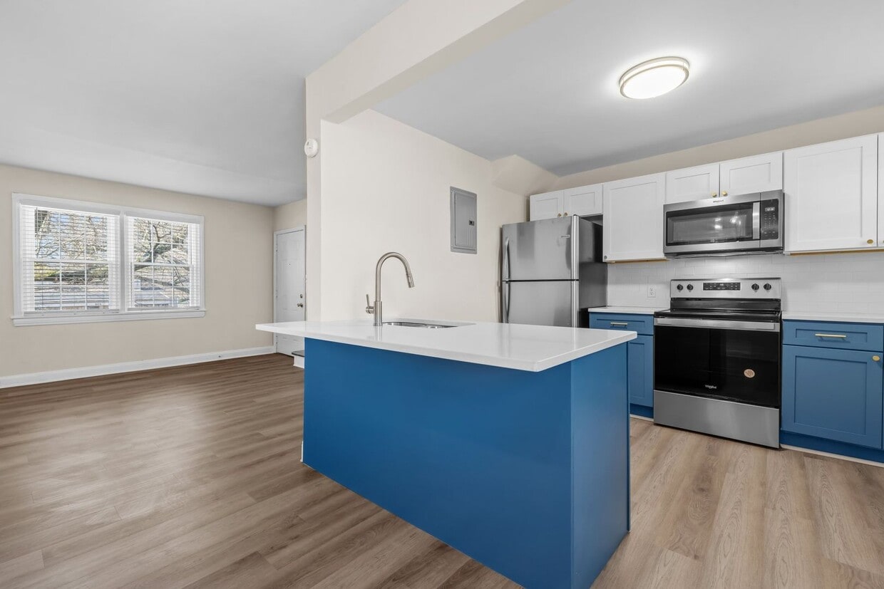 Photo - 910 Clarendon St - Unit A