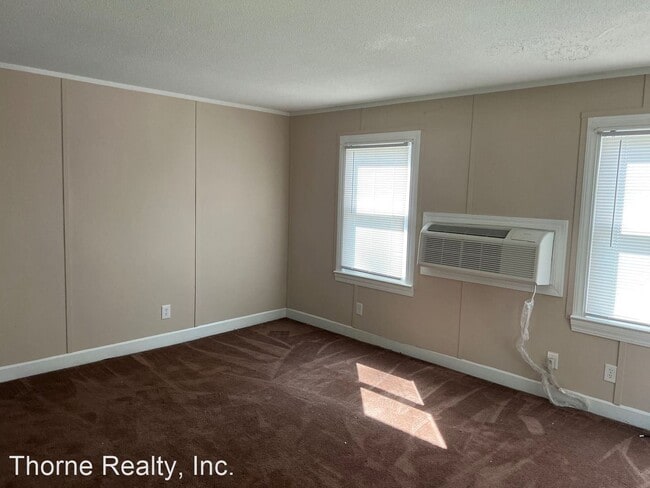 Building Photo - 2 br, 1 bath House - 1024 Burt Street