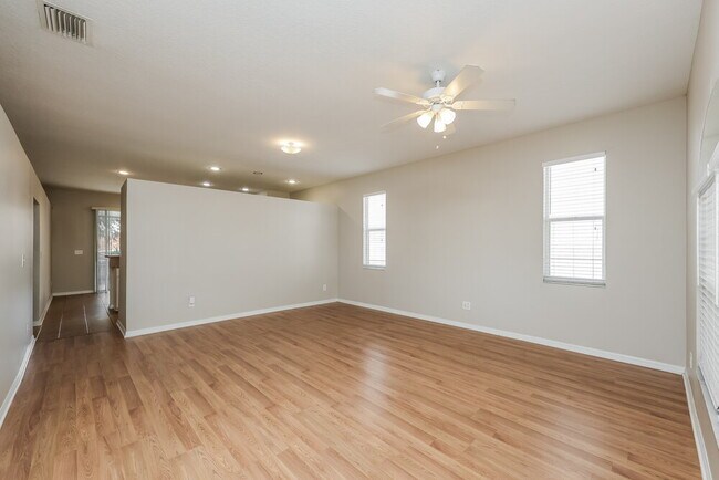 Foto del edificio - 619 Wave Crest Cir