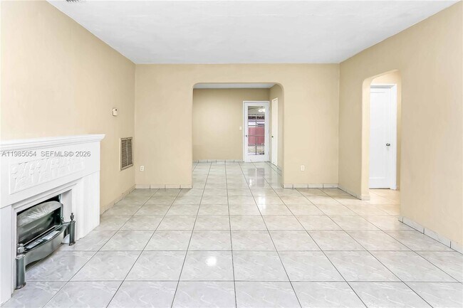 Foto del edificio - 1015 Cortez St