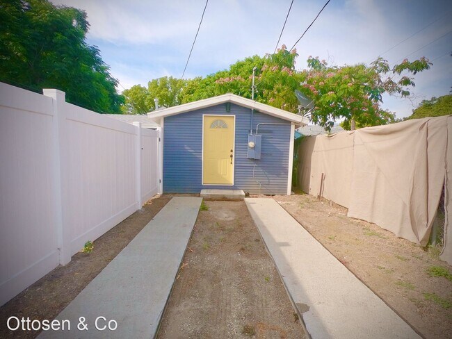 Building Photo - 1 br, 1 bath House - 1868 3rd St #3
