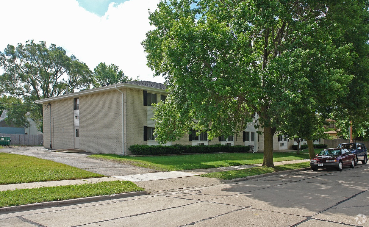 Primary Photo - 1815 Thurston Ave