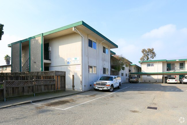 Building Photo - Sonoma Bell Apartments