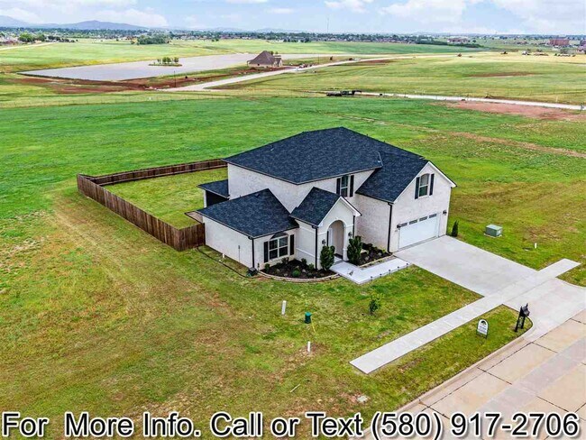 Foto del edificio - 6309 SW Oakmont Blvd