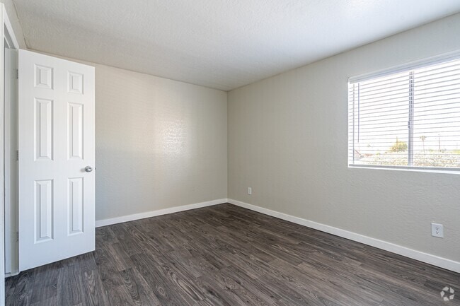 Building Photo - Montecito Apartments