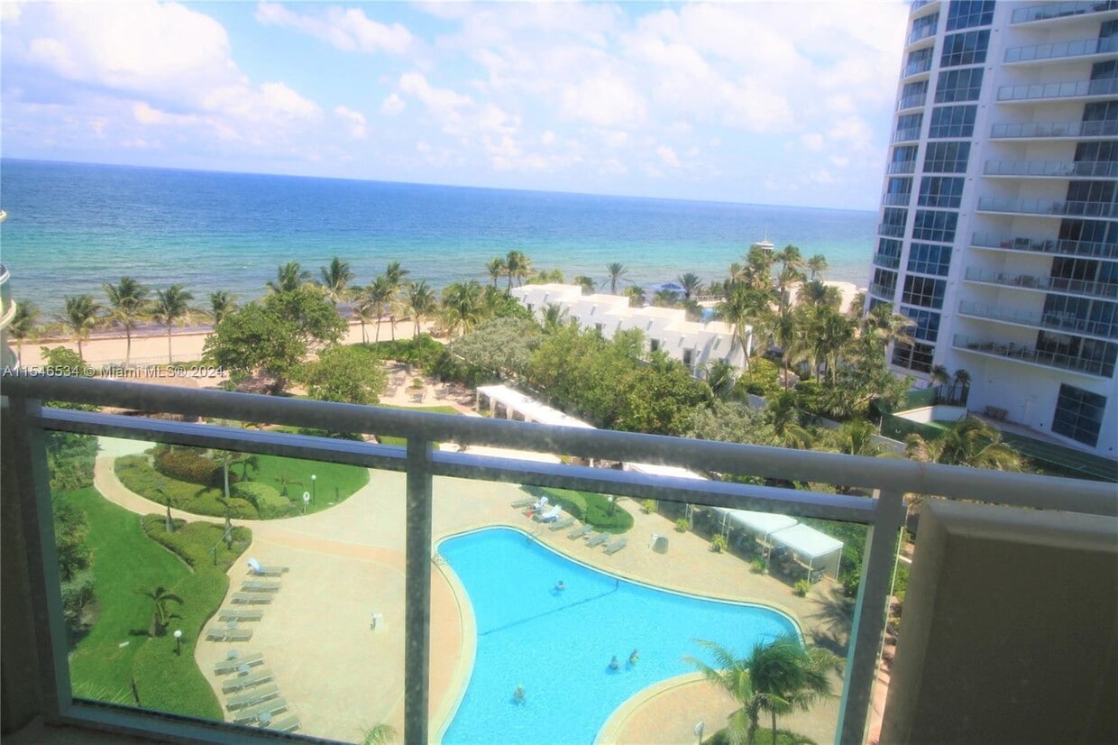 Primary Photo - 3001 S Ocean Dr