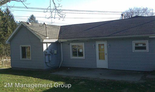 Primary Photo - 393 Moon Clinton Rd