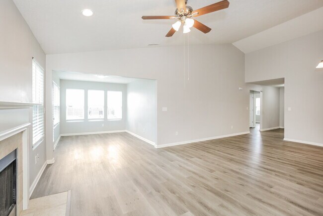 Building Photo - 10602 Scotwood St