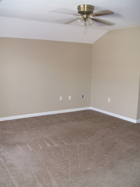 Building Photo - 1613 Latourette Ln