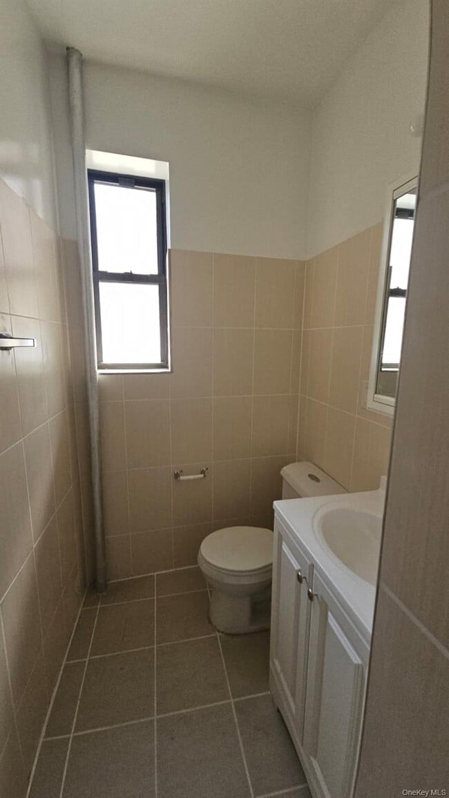 Foto del edificio - 76 Bay 23rd St