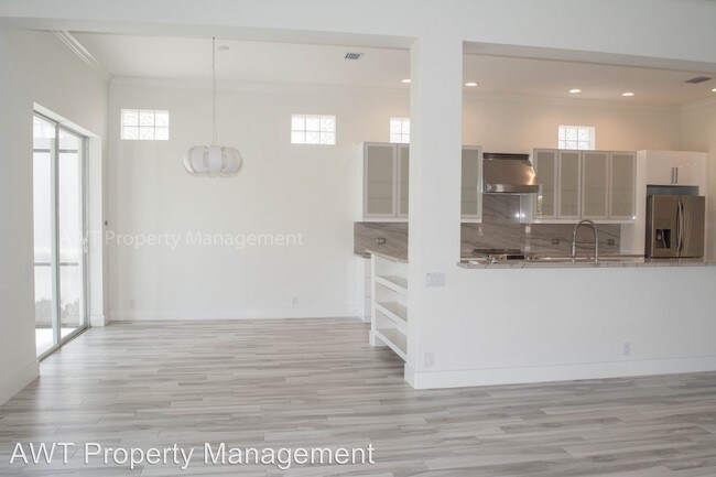 Building Photo - 3 br, 4 bath House - 14 Montilla Place