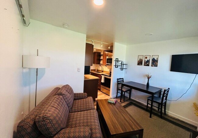 Foto del edificio - 1BR Mountain Condo with Valley Views – Après Ski Way Living