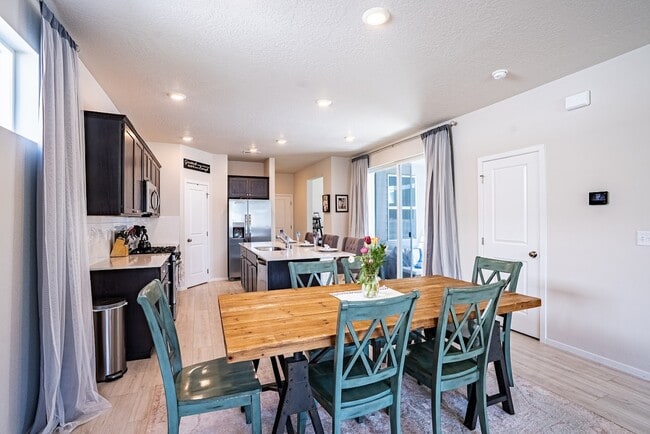 Foto del edificio - 2636 N Osprey Ln