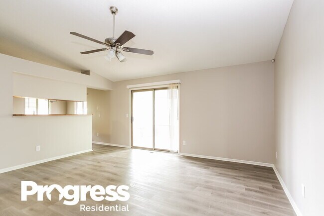 Building Photo - 5600 Mid Day Dr