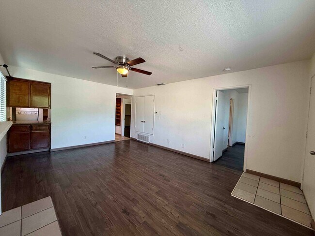 Foto del edificio - 2 Bed 2 Full Bath Condo