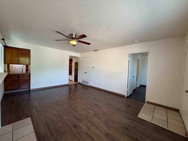 Building Photo - 5609 Odea Dr