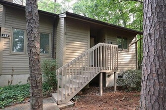 Building Photo - 124 Twisted Oak Pl