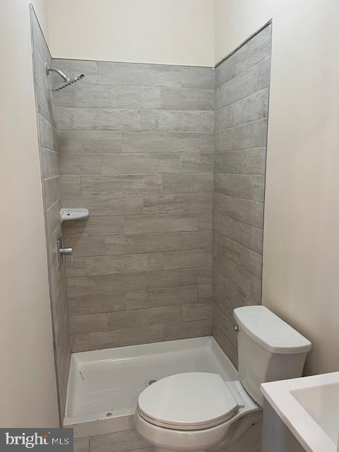 Foto del edificio - 467 W Queen Ln