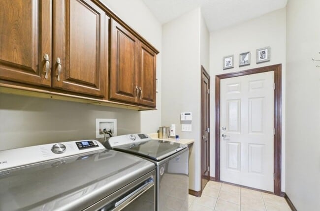 Foto del edificio - 8113 S Copper Ridge Rd