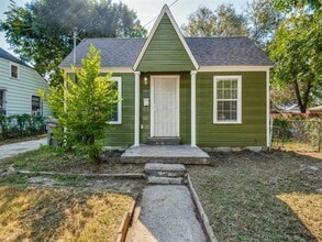 Building Photo - 3902 Kenilworth St