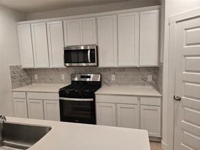 Building Photo - 31710 Carlisle Cv Ct