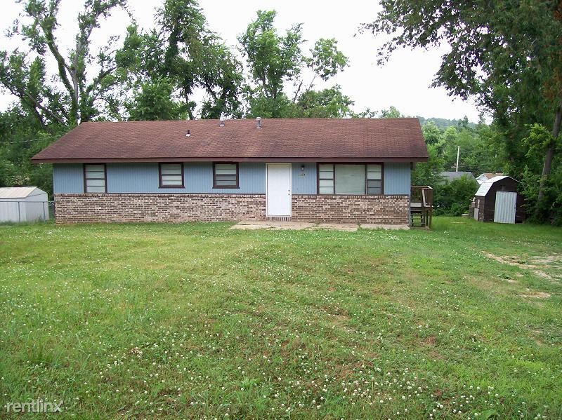Primary Photo - 3 br, 2 bath House - 403 South Street
