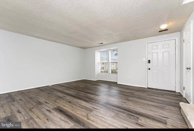 Building Photo - 4759 Hersand Ct