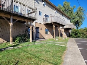 Building Photo - 12 Cherrywood Terrace