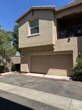 Building Photo - 3000 Sierra View Cir
