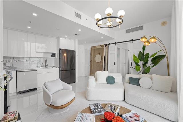 Foto del edificio - 300 S Biscayne Blvd