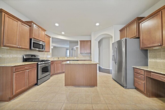 Building Photo - 107 Autumn Forest Ln