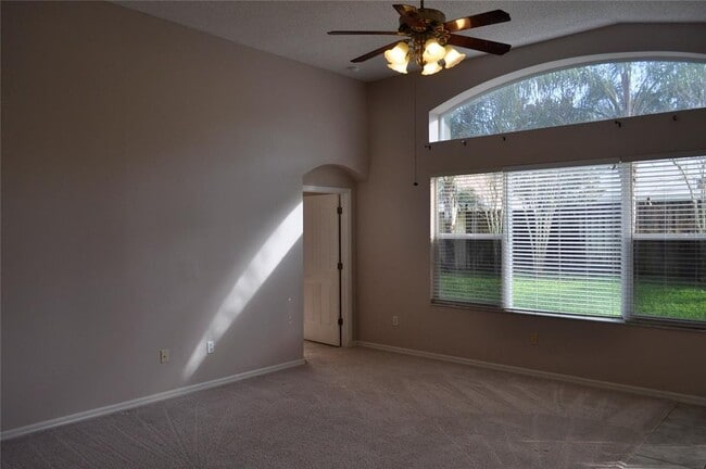 Foto del edificio - 13523 White Elk Loop