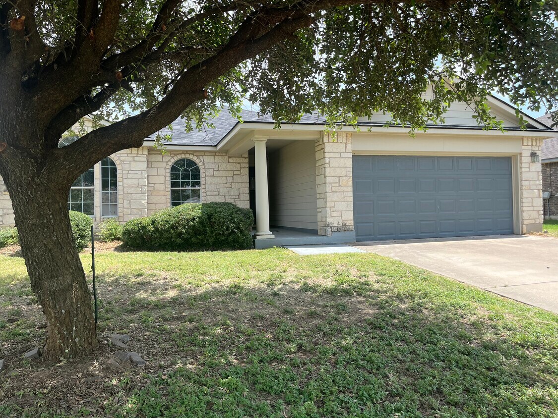 Foto principal - 10017 Barton Creek Dr